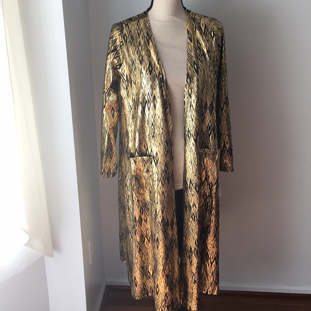 NWT medium LuLaRoe Sarah jacket